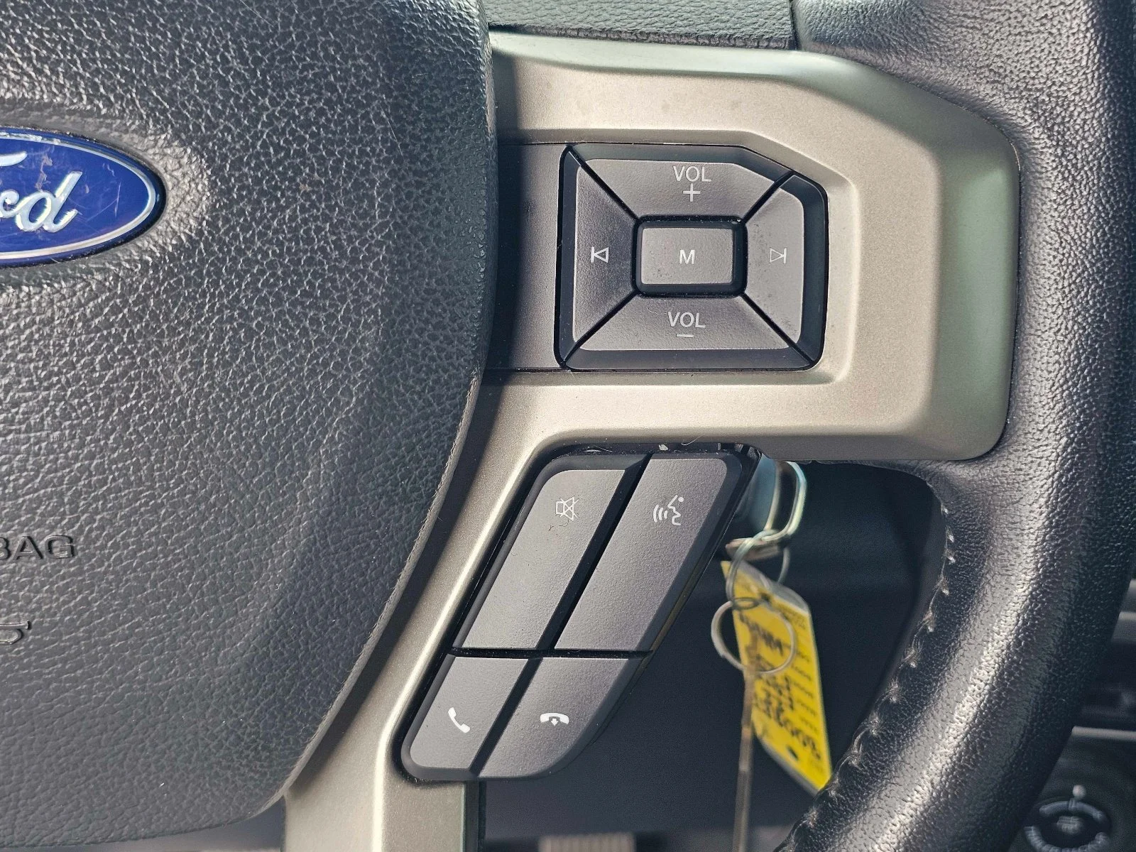 Used 2022 Oxford White Ford LARIAT image 21