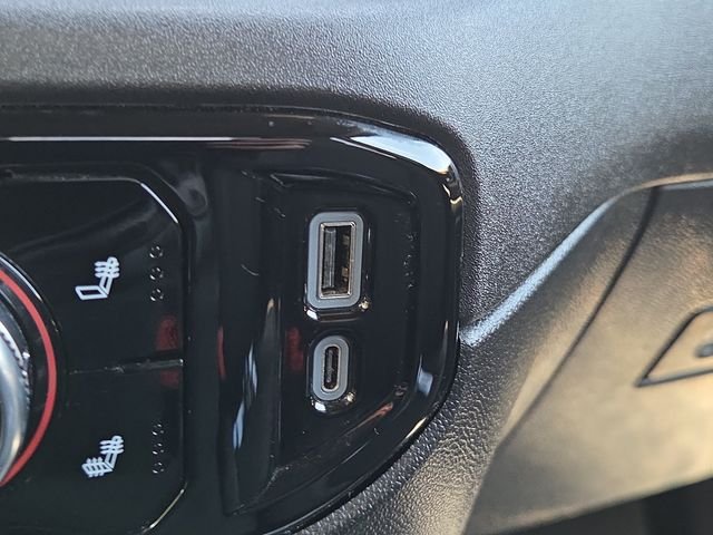 Used 2023 Titanium GMC Elevation image 11