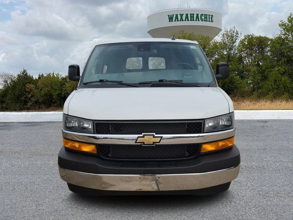 Used 2024 White Chevrolet LT image 2