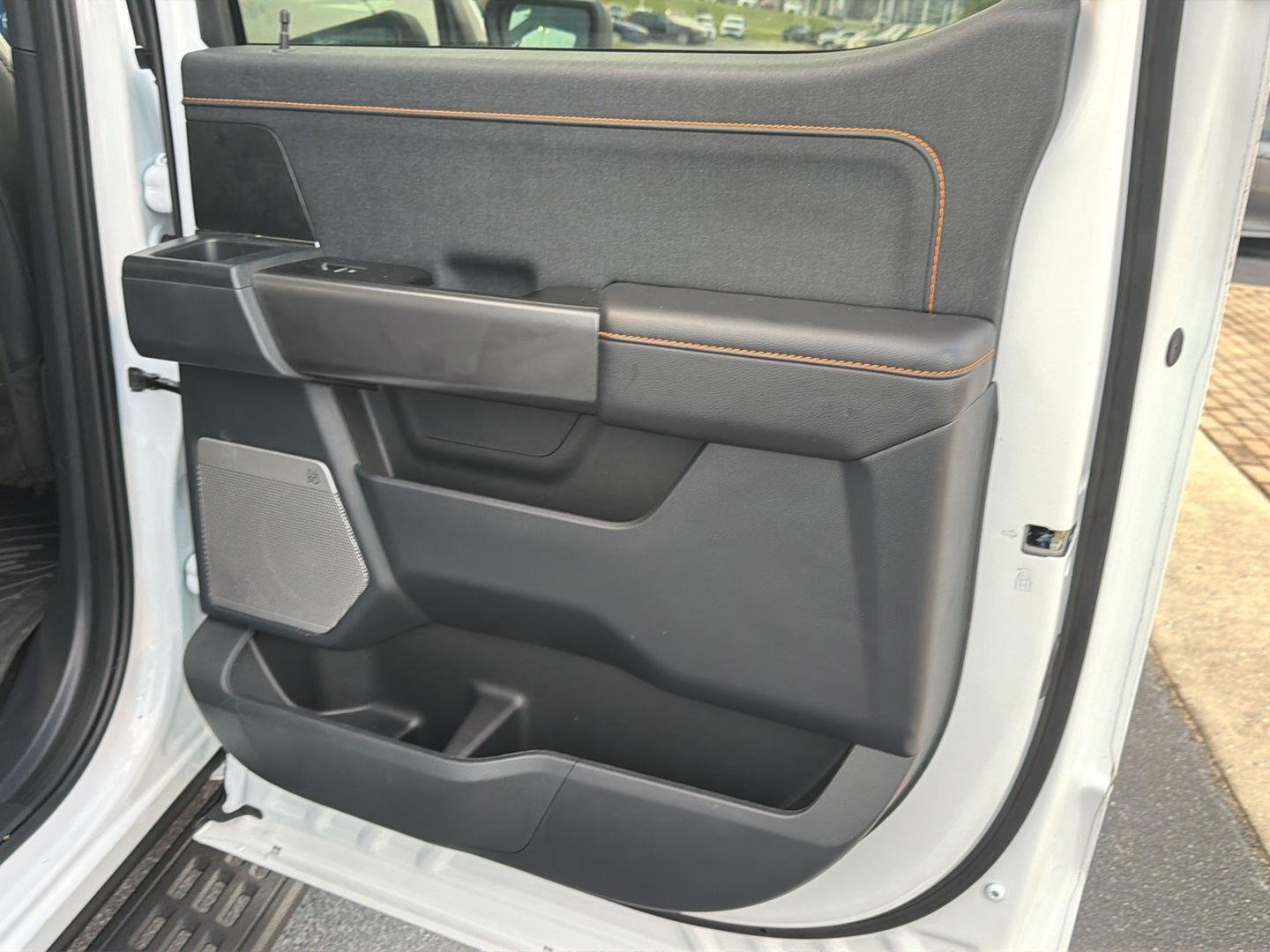 Used 2025 Oxford White Ford Tremor image 15