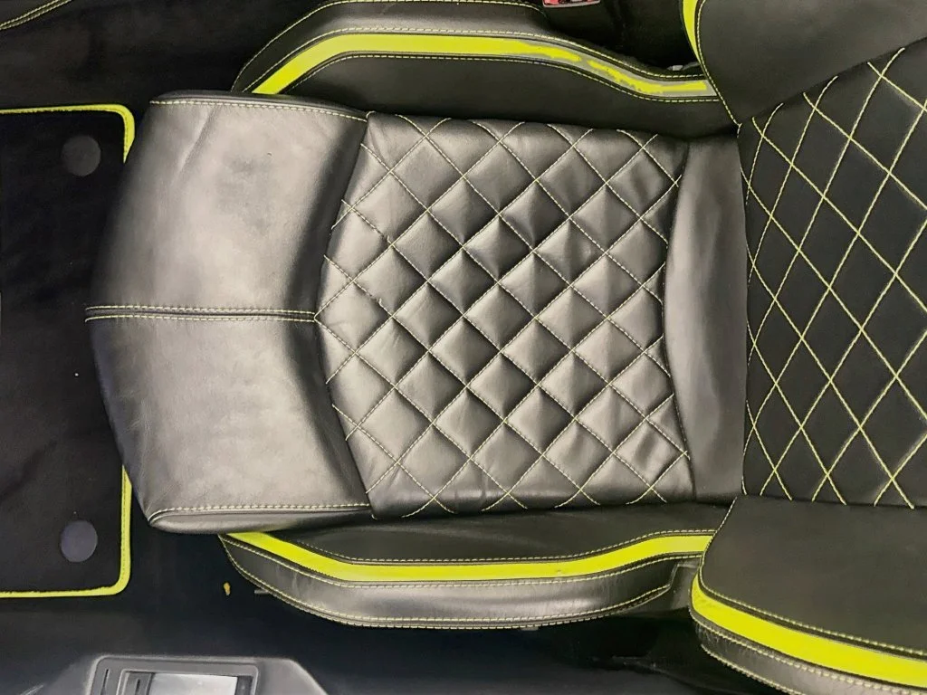 Used 2019  Lamborghini Base image 20