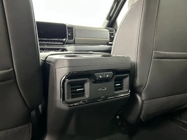 2026 Chevrolet Silverado 1500 ZR2 - Photo 27