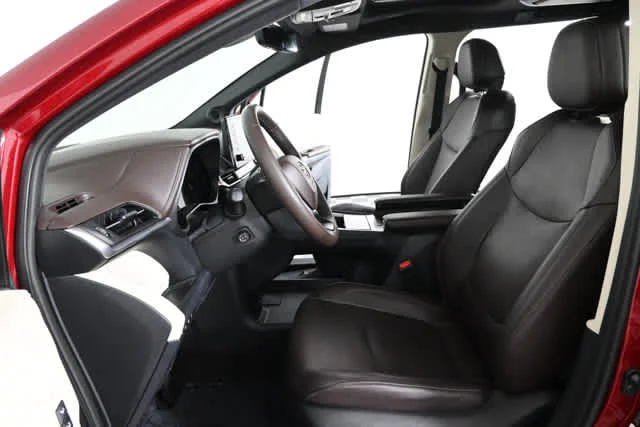 Used 2022 Ruby Flare Pearl Toyota Platinum image 23
