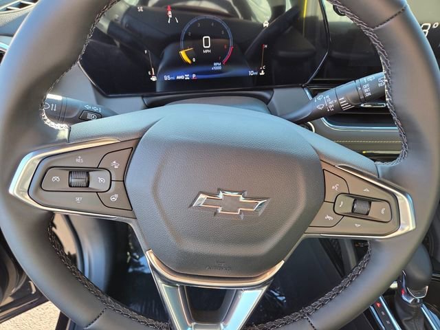 New 2026 Mosaic Black Metallic Chevrolet ACTIV image 10