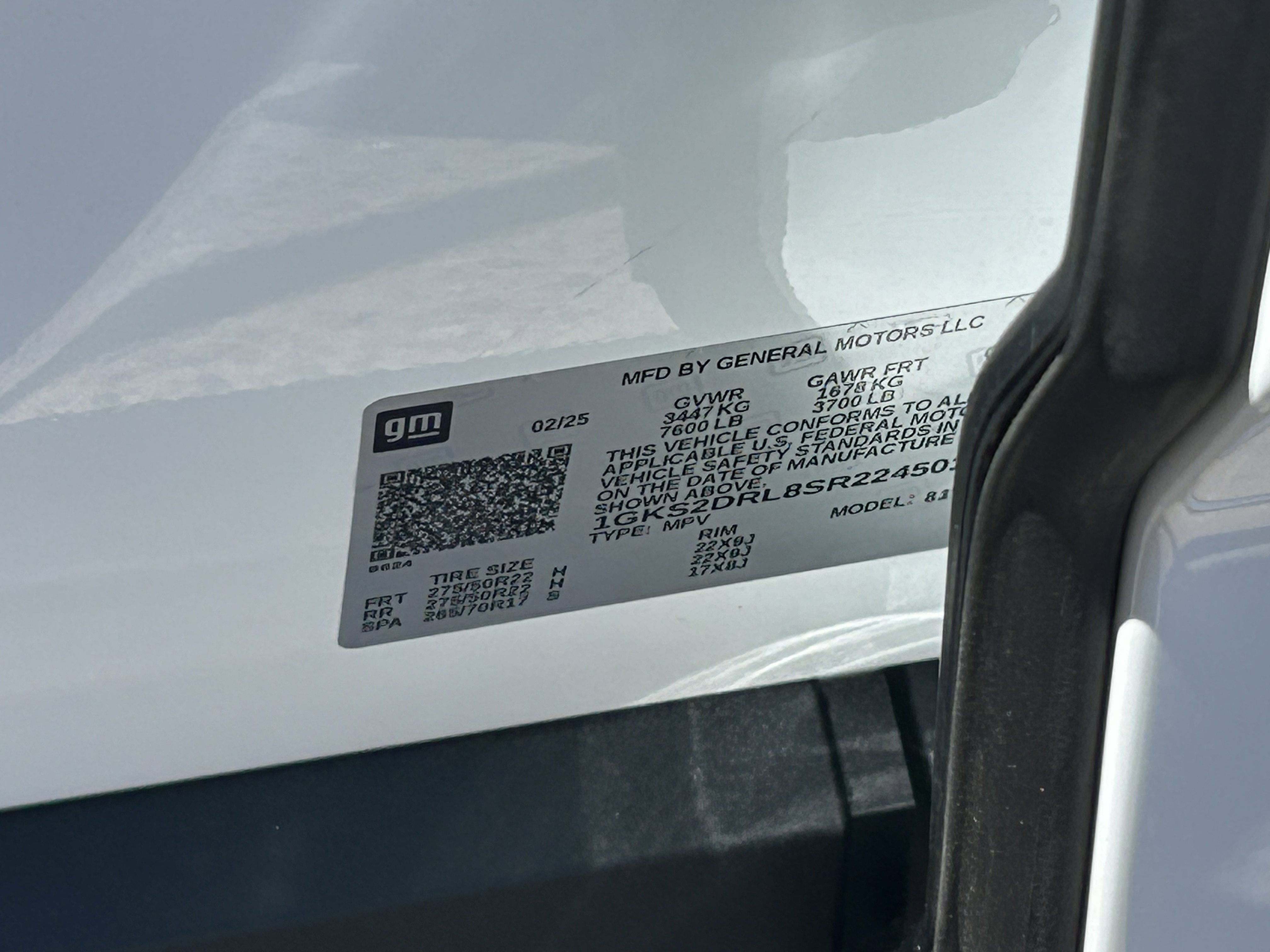2025 GMC Yukon Denali - Photo 16