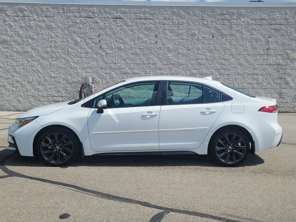 Used 2024 White Toyota SE image 10