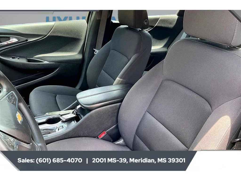 Used 2023 Sterling Gray Metallic Chevrolet LT image 18