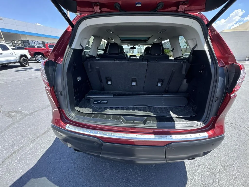 Used 2022 Red Subaru Touring image 27