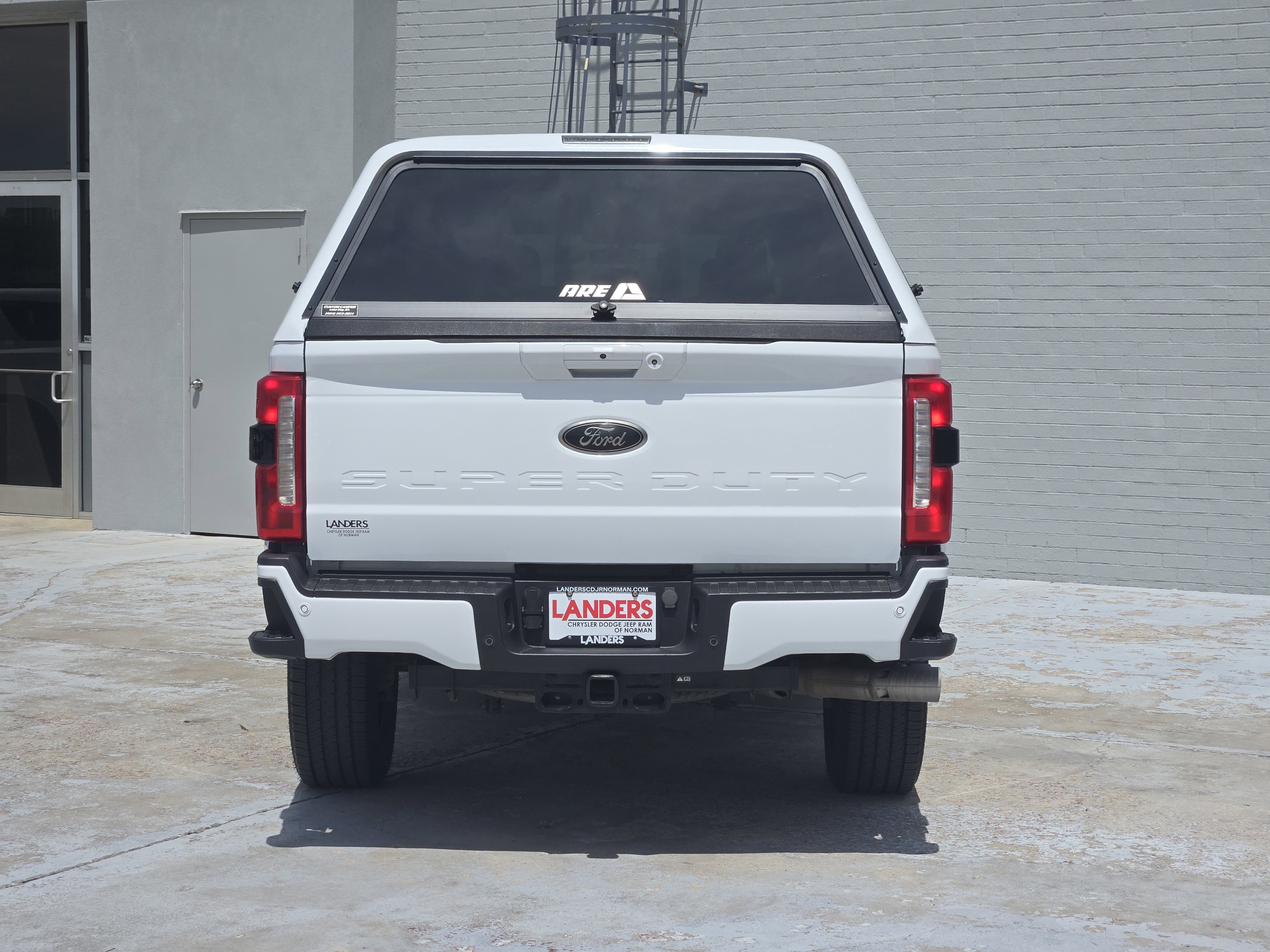 Used 2023 OXFORD WHITE Ford LARIAT image 7