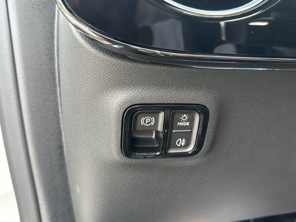 New 2027 Polar White Mercedes-Benz CLA 220 Hybrid image 69