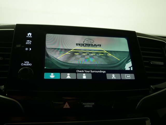 Used 2020 Crystal Black Pearl Honda Black Edition image 34