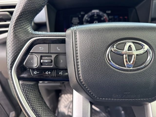 Used 2024  Toyota Platinum image 30