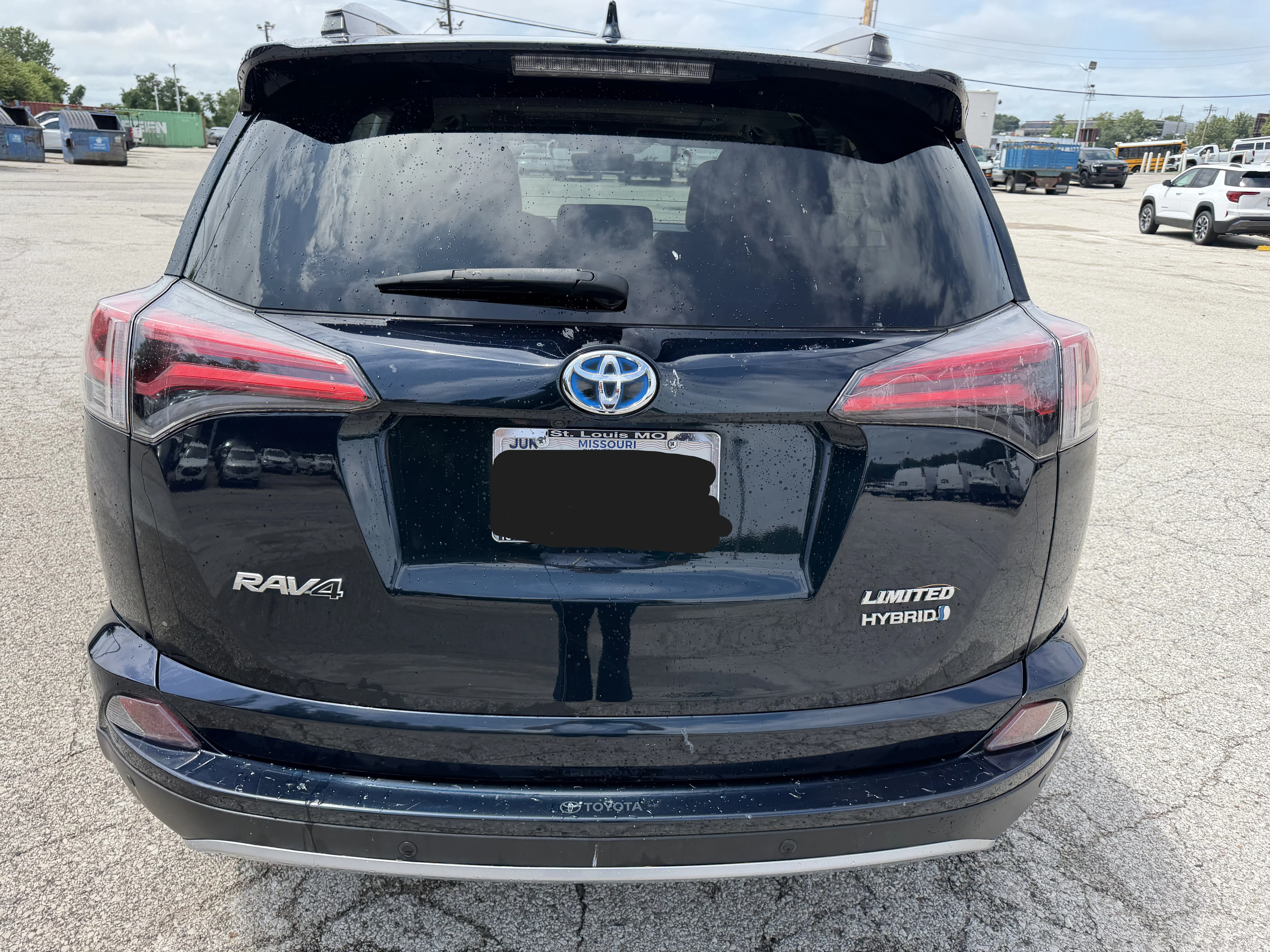 Used 2018 Aqua Toyota Hybrid Limited image 6