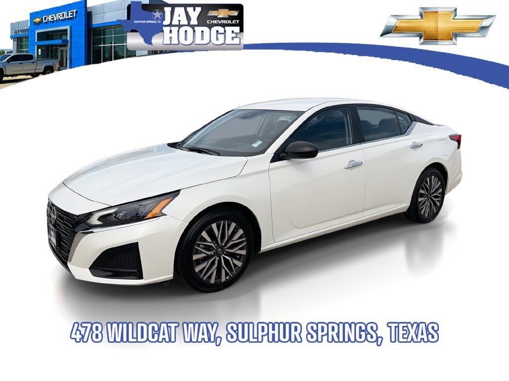 2025 Nissan Altima SV