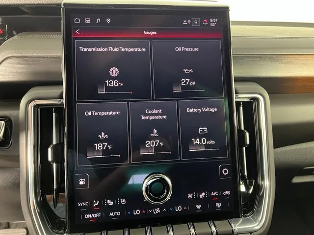 2026 GMC Yukon XL Denali - Photo 27