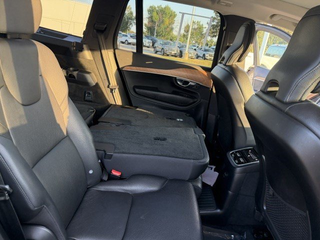 Certified Used 2023 Onyx Black Metallic Volvo Plus Bright Theme image 38