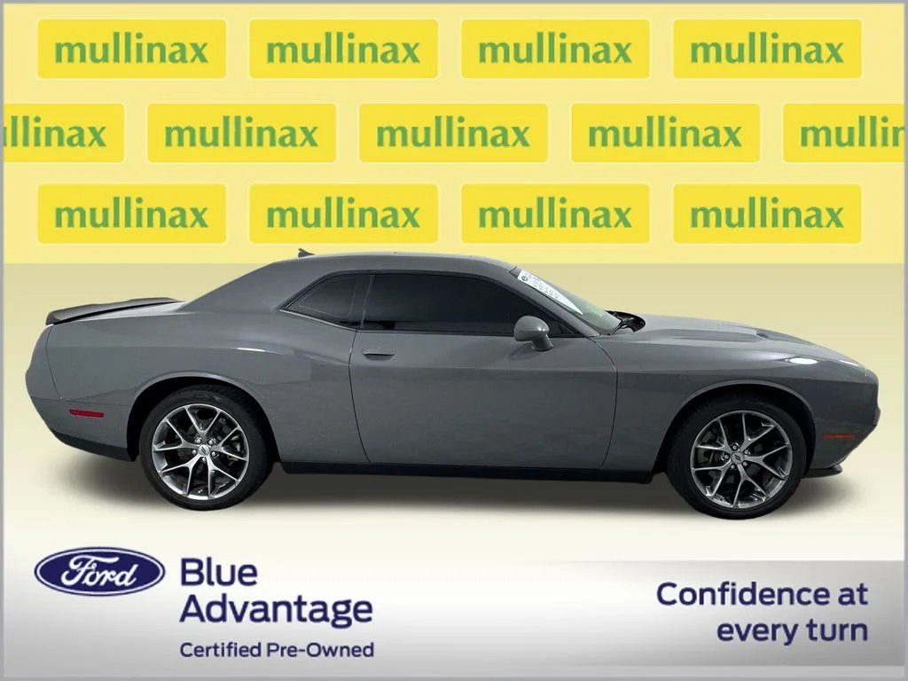 Certified Used 2023 Gray Dodge SXT image 2