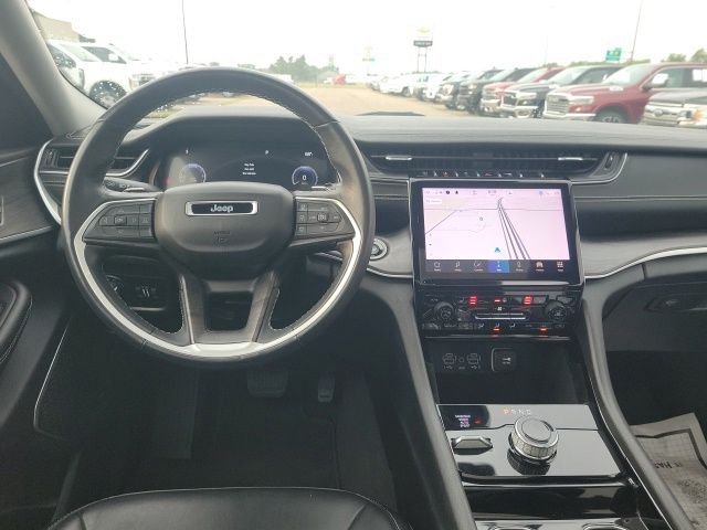 Used 2021 White Jeep Limited image 3
