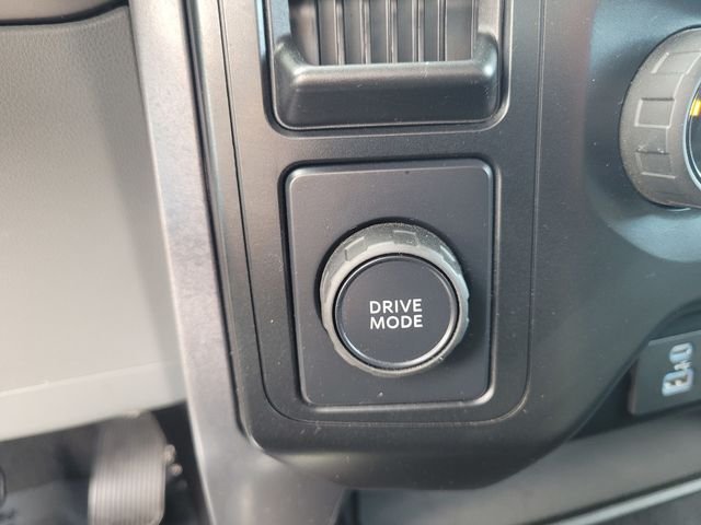 Used 2023 Gray Ford XLT image 26