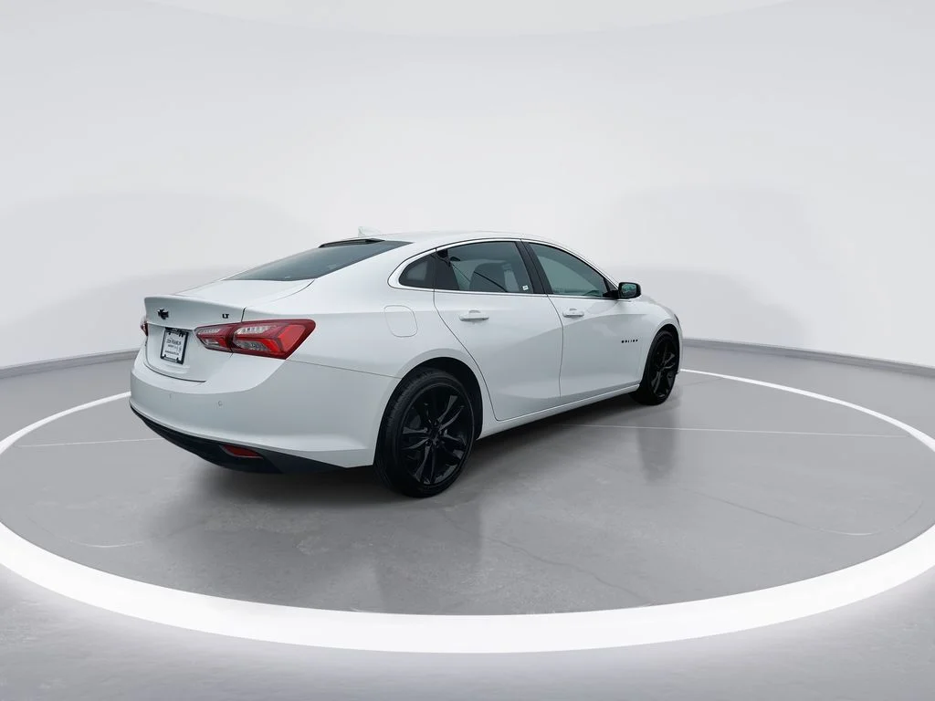 Used 2024 White Chevrolet LT image 8