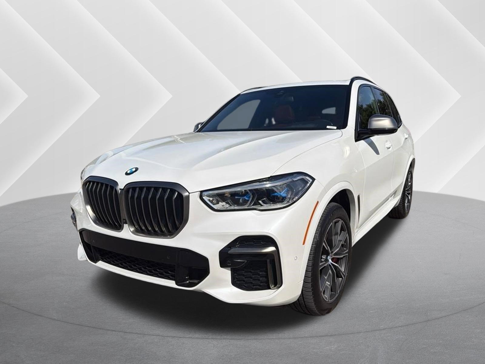 Used 2023 Mineral White Metallic BMW M50i image 1