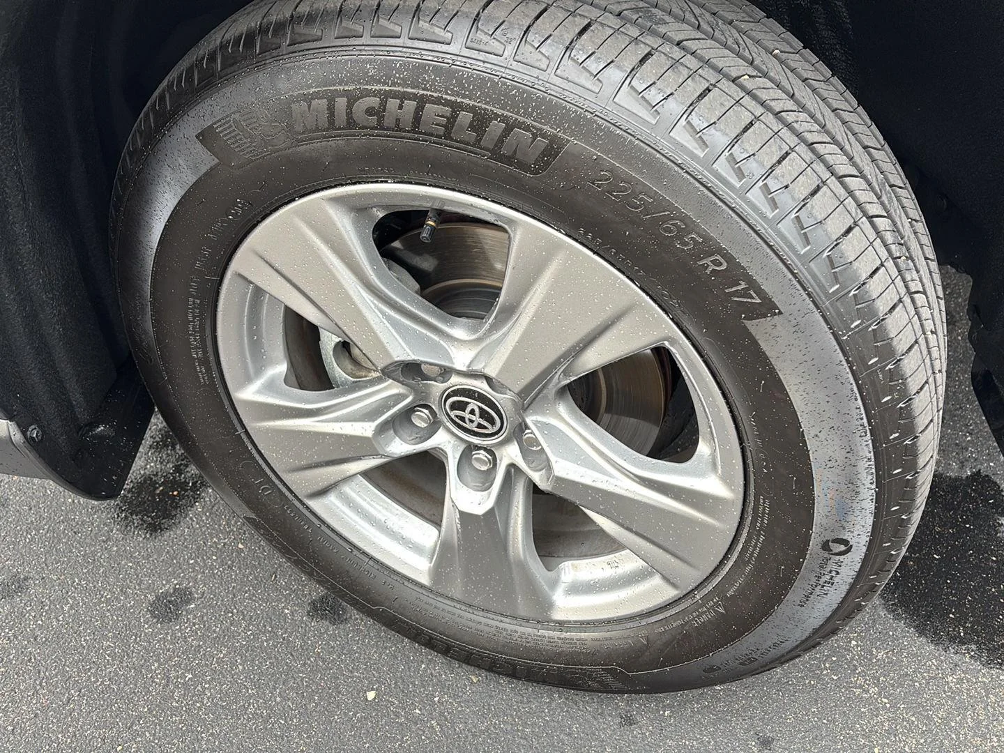 Certified Used 2024 Magnetic Gray Metallic Toyota XLE image 5