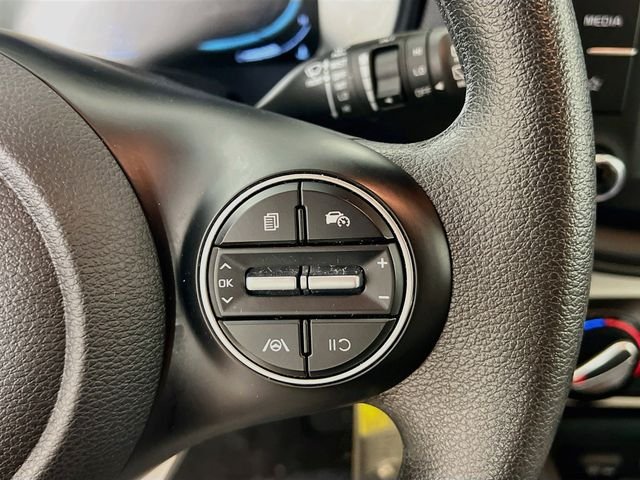 2025 Kia Soul LX - Photo 29