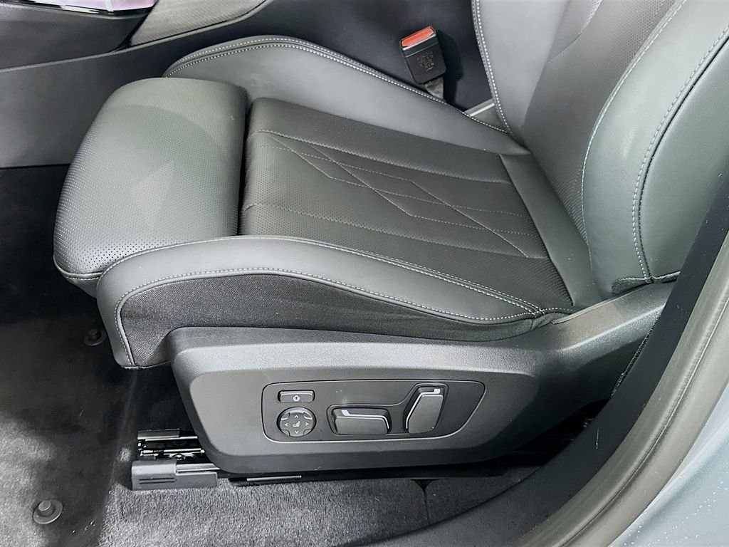 2025 BMW X3 30 - Photo 19
