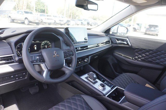 2025 Mitsubishi Outlander Plug-in Hybrid SEL - Photo 21