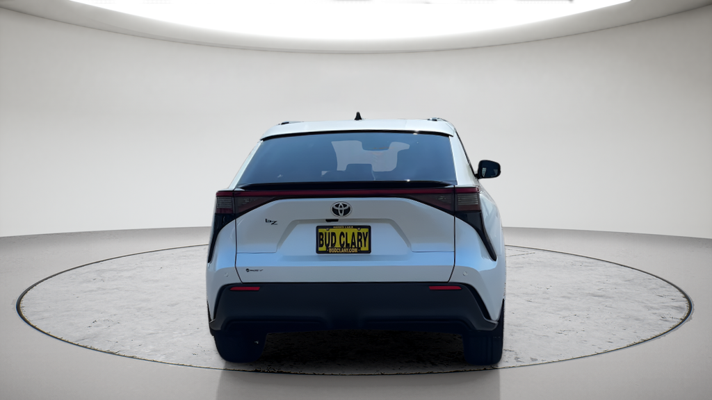 New 2026 Wind Chill Pearl Toyota XLE image 8