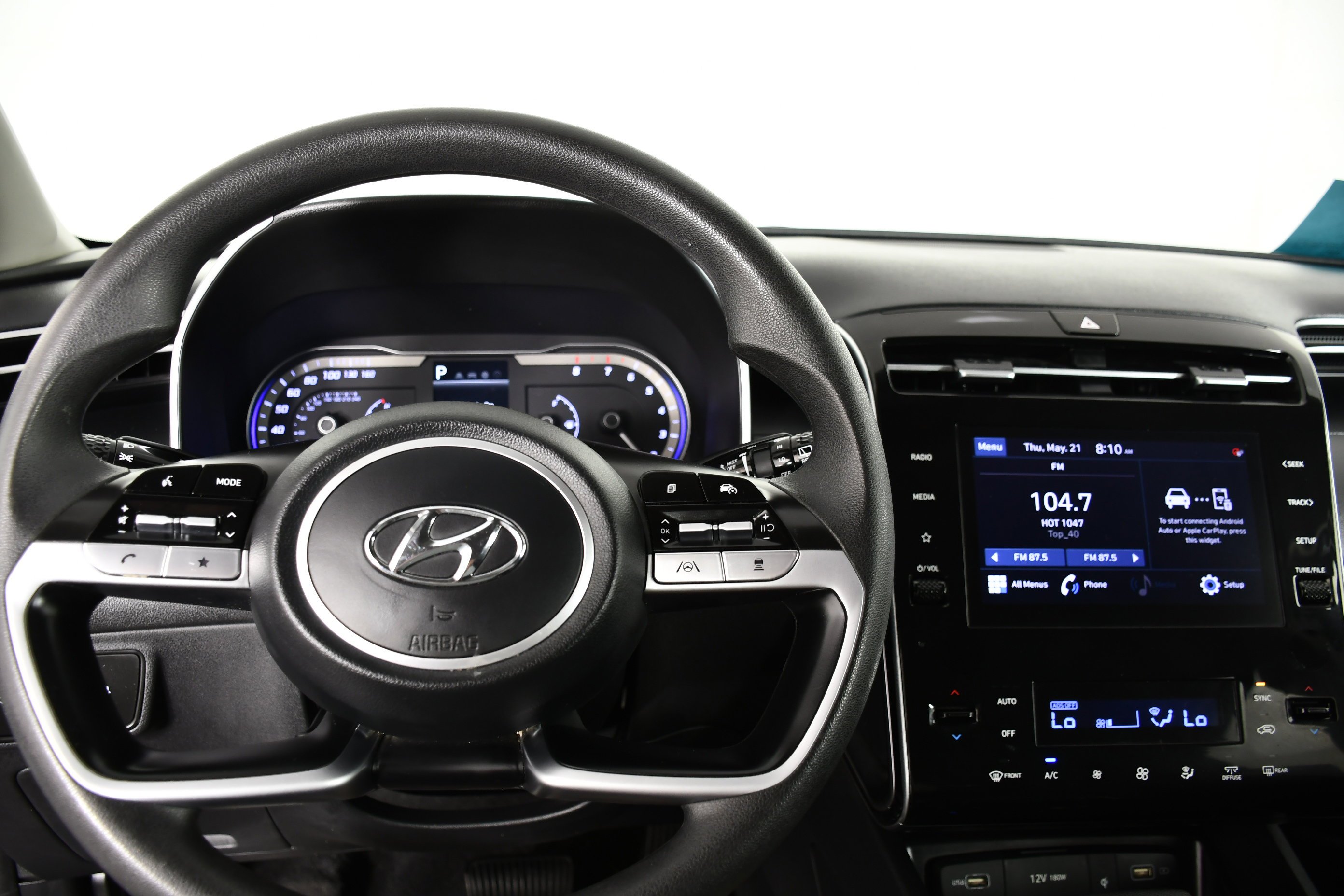 Used 2024 Dark Gray Metallic Hyundai SEL image 16