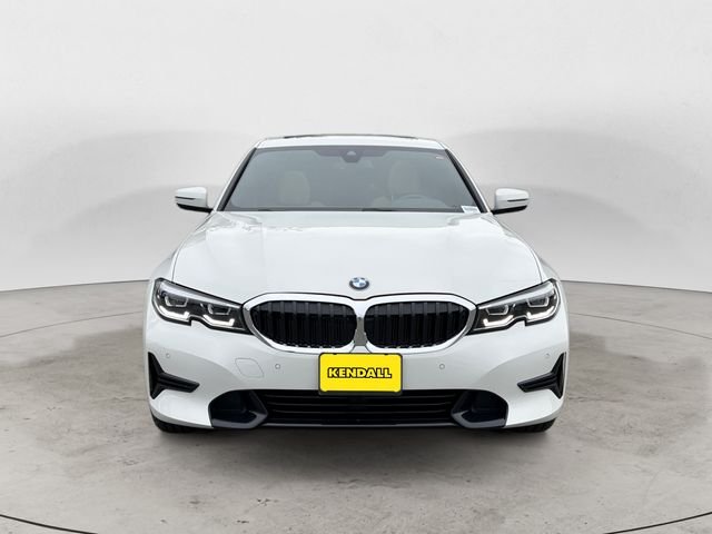 Used 2021 White BMW 330i xDrive image 2