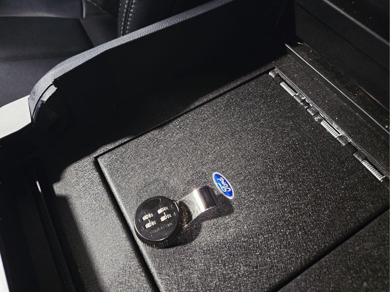 Used 2022 Iconic Silver Ford Lariat image 35