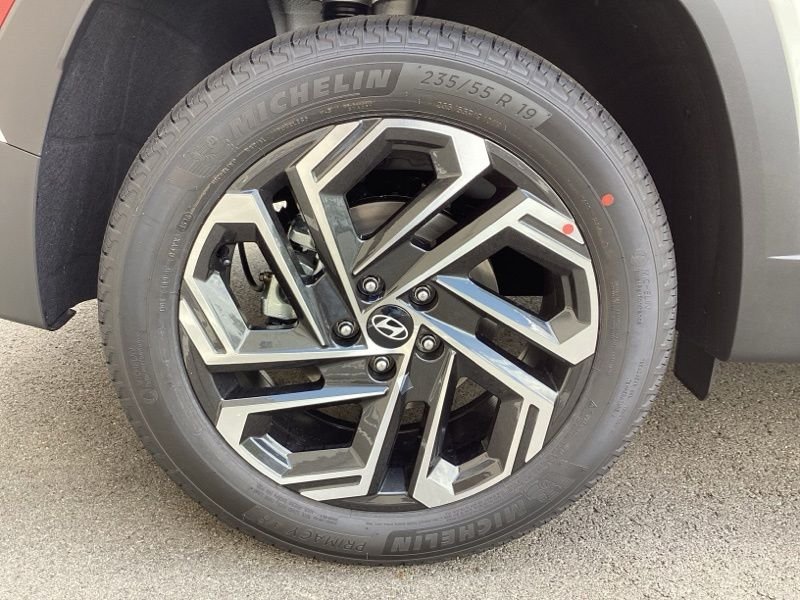 New 2026 White Hyundai SEL Plus image 9
