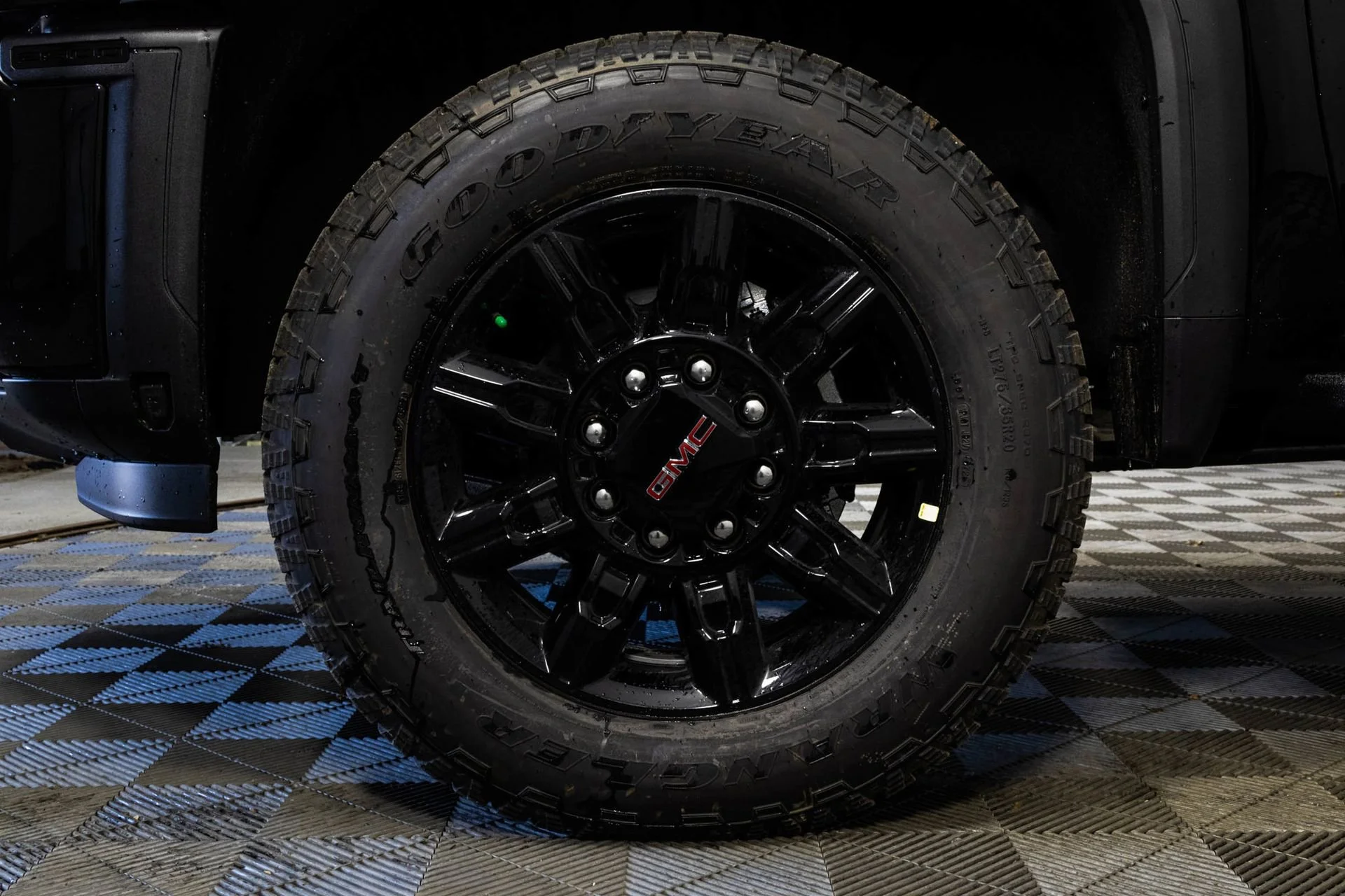 New 2026 Onyx Black GMC AT4 image 33