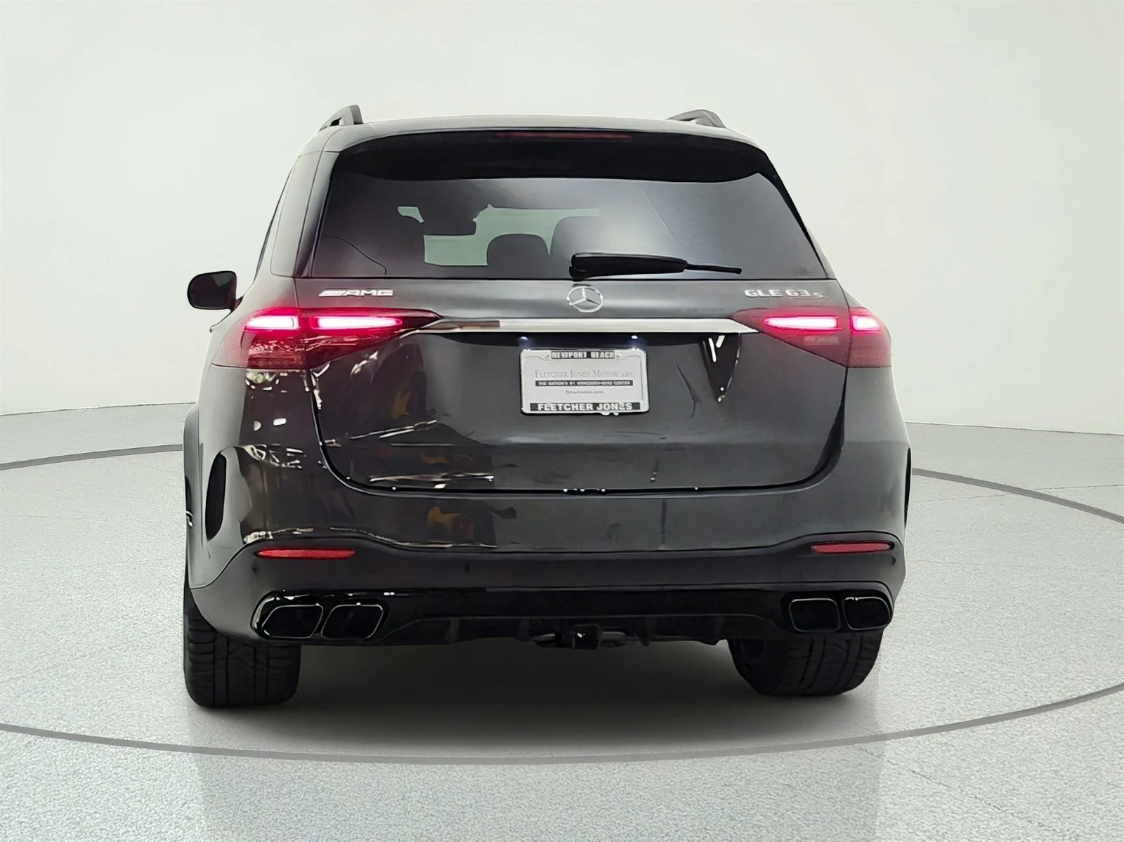 Used 2025 MANUFAKTUR Signature Silicon Grey Mercedes-Benz AMG® GLE 63 S 4MATIC+ SUV image 6