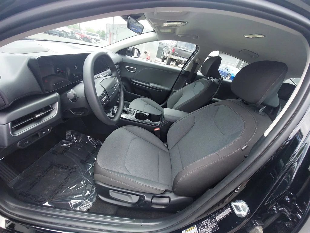 Used 2025 Black Kia LX image 14