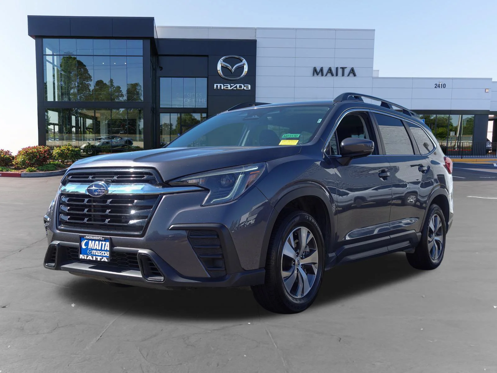 Used 2025 Magnetite Gray Metallic Subaru Premium image 7