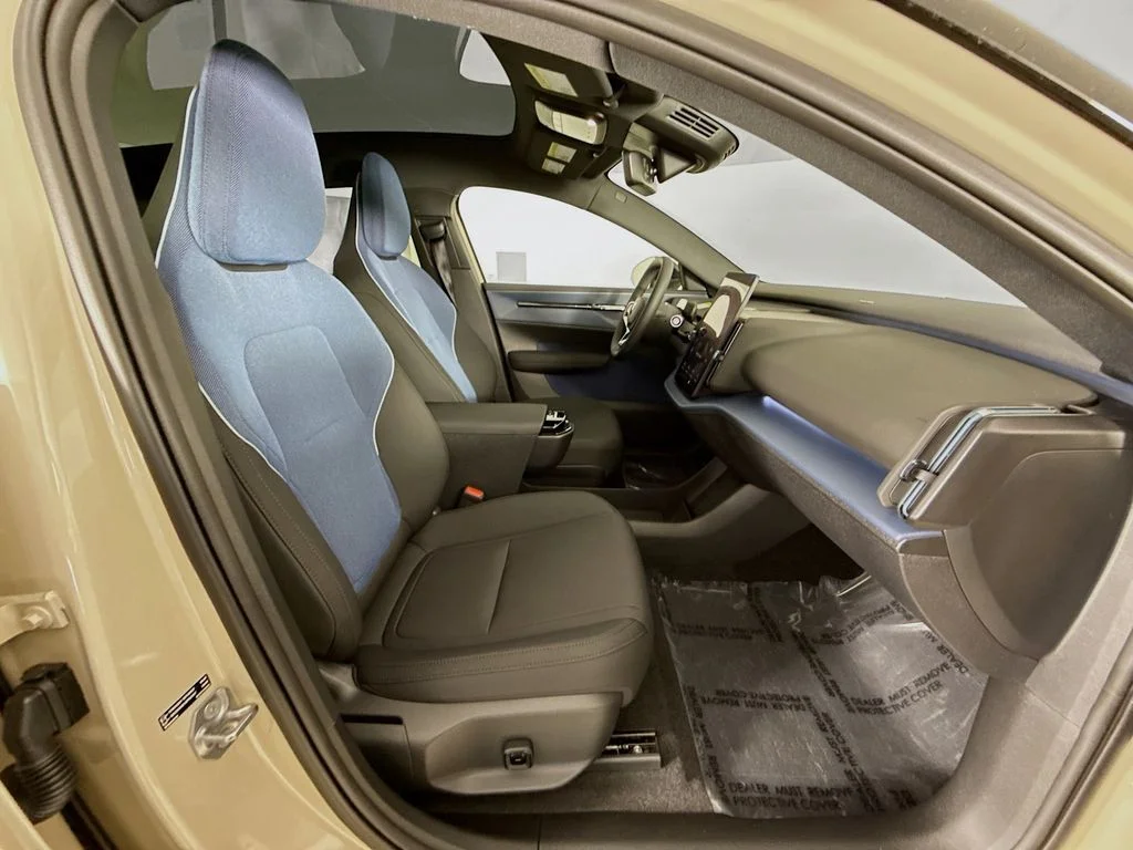 New 2026  Volvo Twin Motor Performance Plus image 28