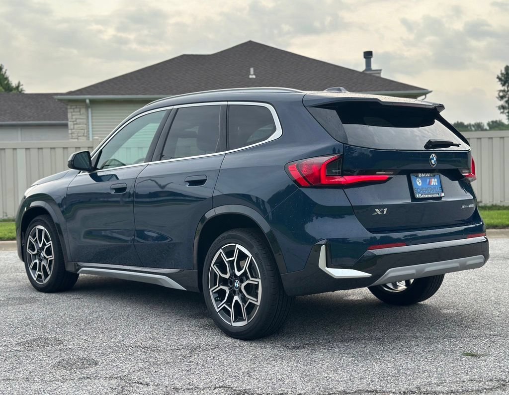 New 2027 Night Dusk Blue Metallic BMW  image 5