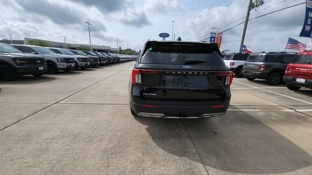 New 2026 Agate Black Metallic Ford Active image 8