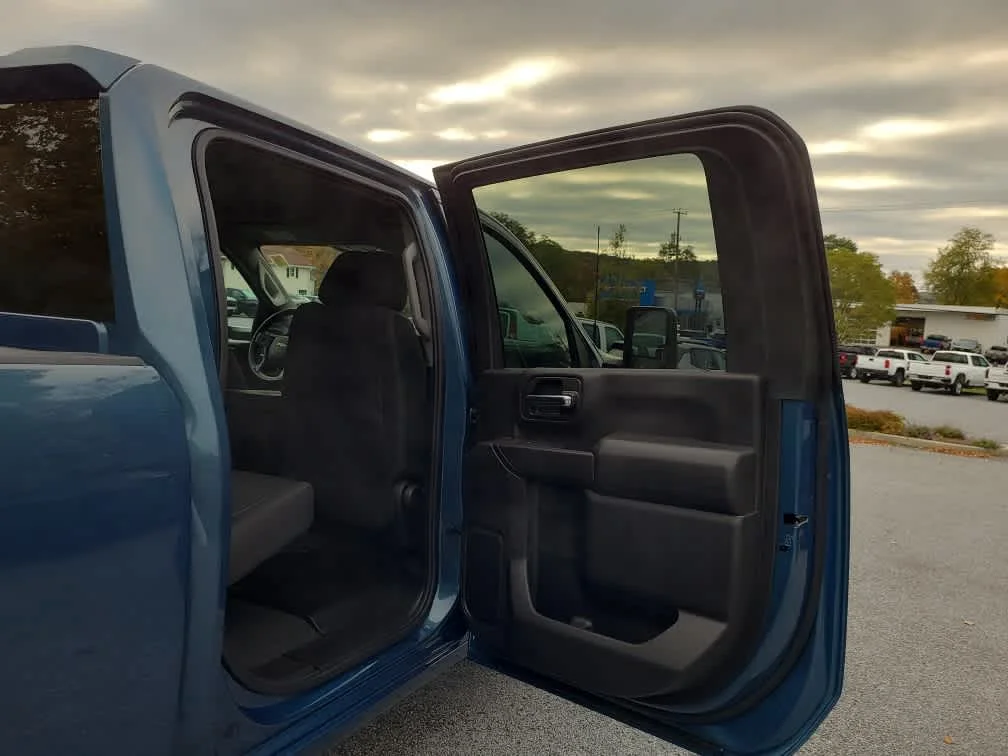 2026 Chevrolet Silverado 2500 HD Custom - Photo 10