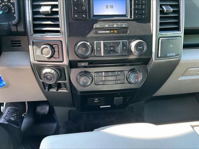 Used 2018 Gray Ford XLT image 27