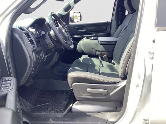 New 2026 Silver Ram WARLOCK CREW CAB 4X4 5