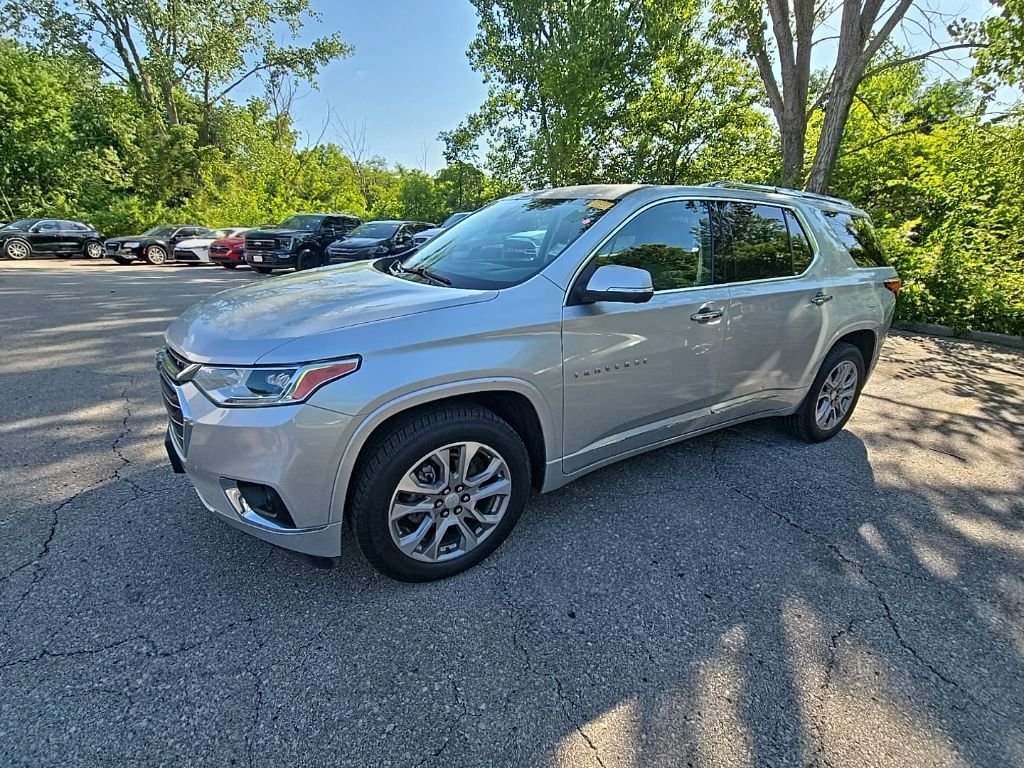 Used 2021 Chevrolet Traverse Premier with VIN 1GNEVKKW1MJ243876 for sale in Kansas City