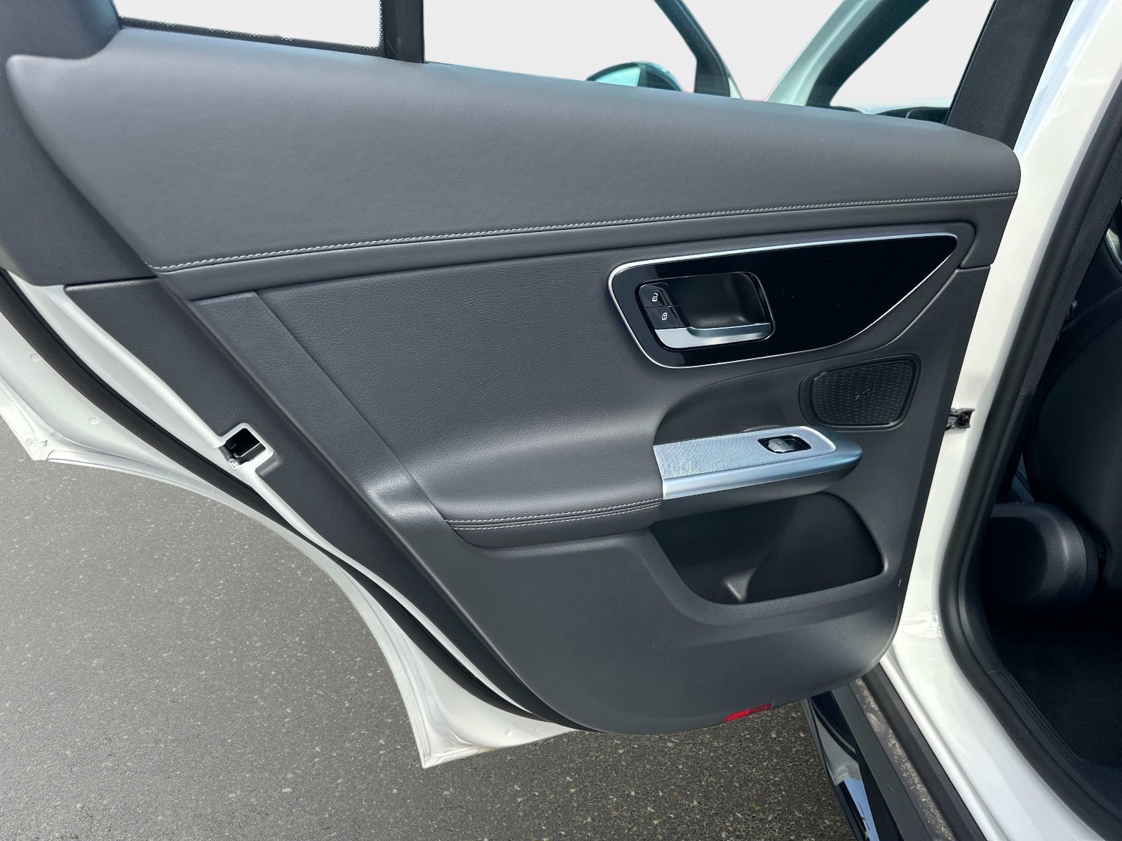 2025 Mercedes-Benz GLC AMG GLC43 - Photo 12