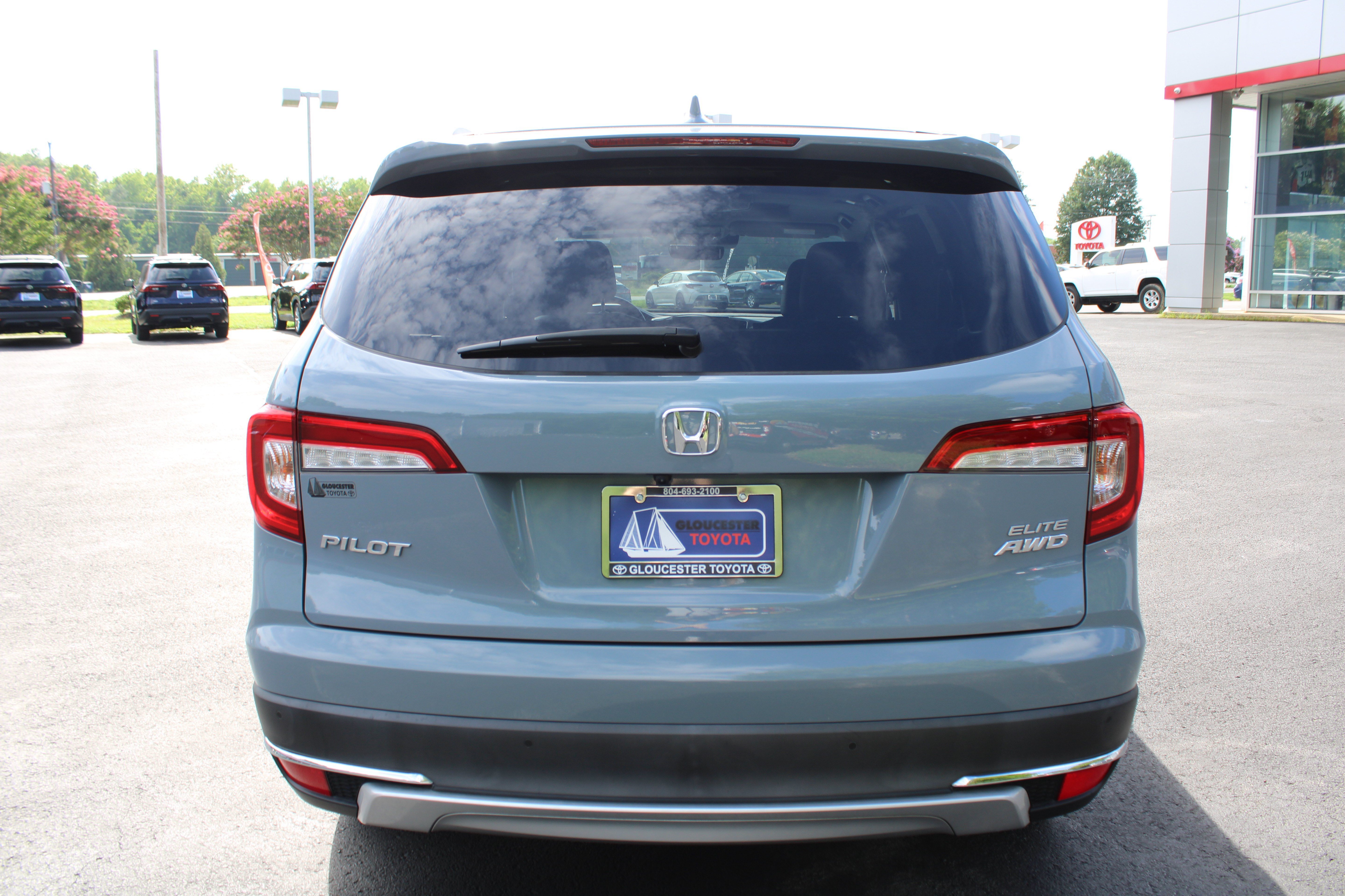 Used 2022 Sonic Gray Pearl Honda Elite image 6