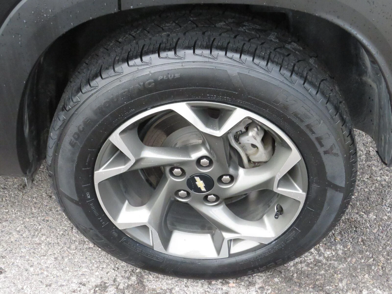 Used 2024 Mosaic Black Metallic Chevrolet LT image 14
