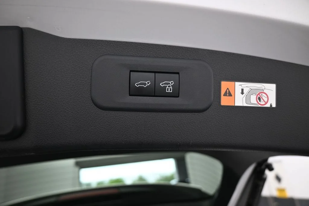 Used 2025 White Pearl Lexus 350 Premium image 42