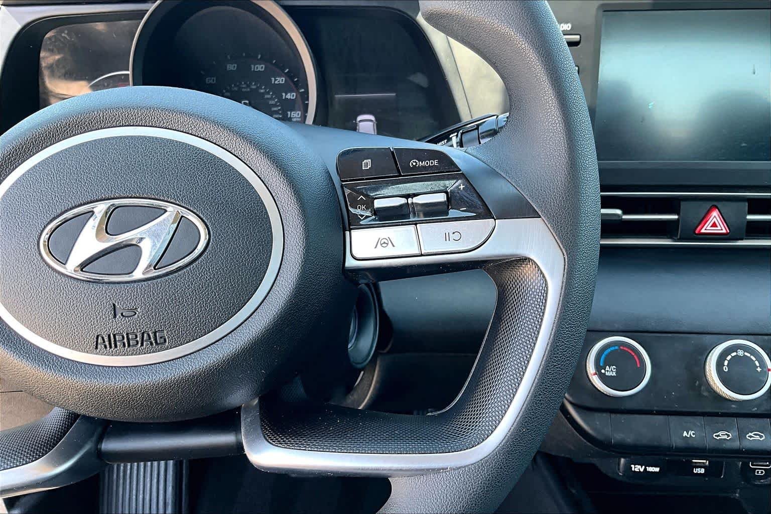 Used 2021 Intense Blue Hyundai SE image 25